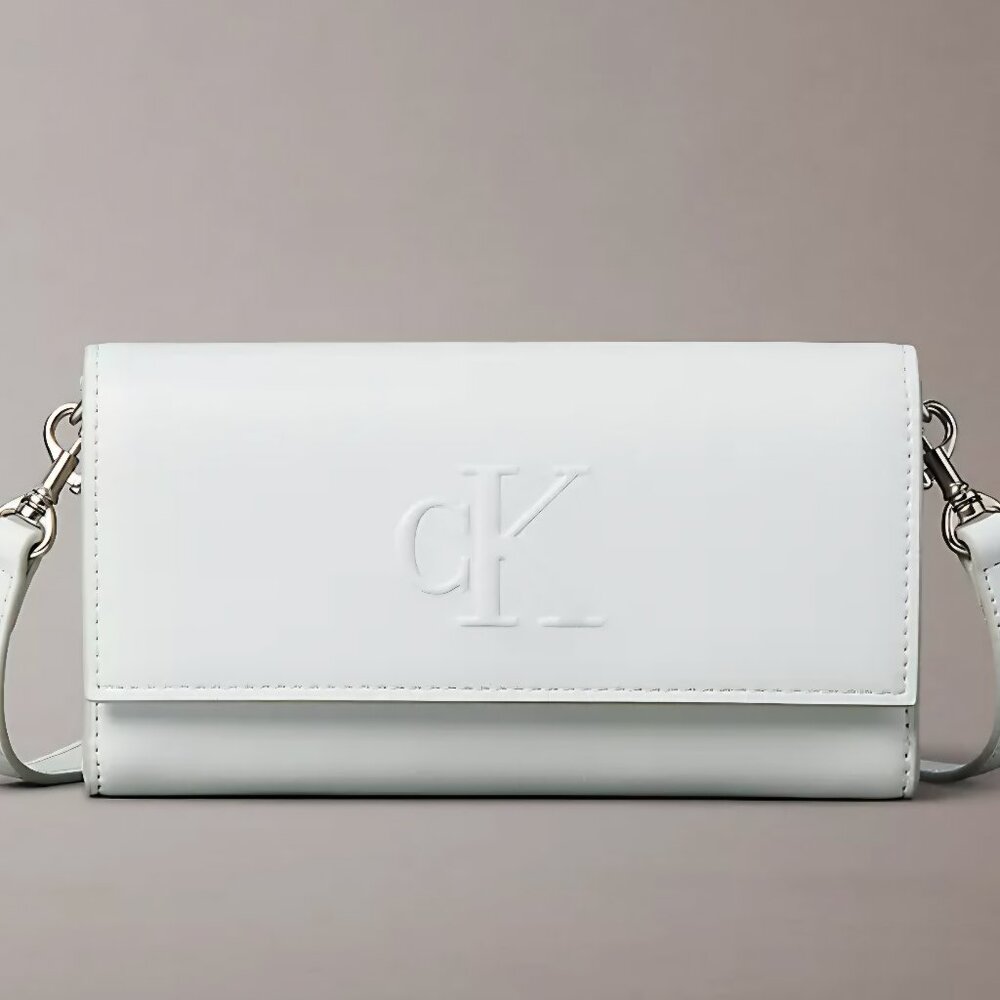 Calvin Klein Sculpted Impression Wallet